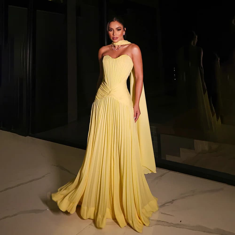 Robe de soirée jaune avec écharpe, en mousseline de soie plissée sans bretelles, ligne A, longueur a