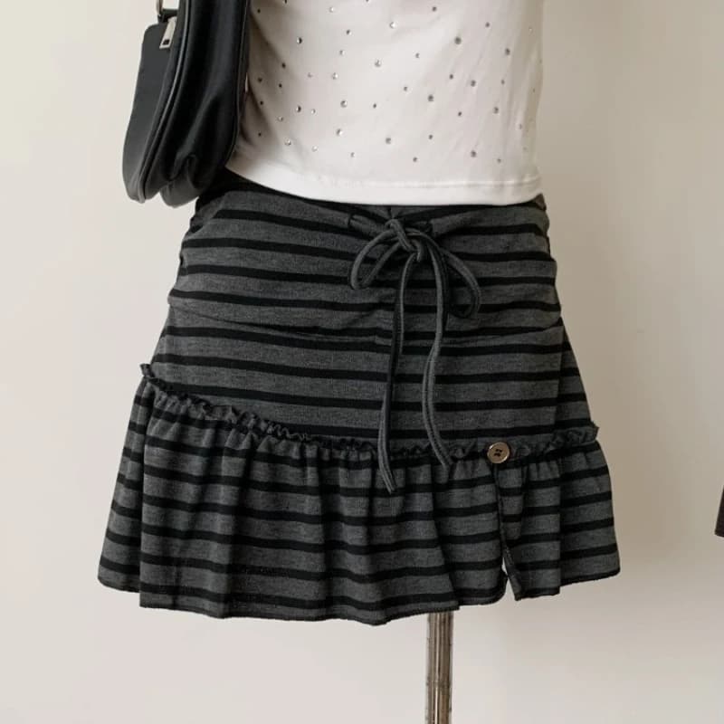 Deeptown Harajuku jupe rayée femmes Style japonais Vintage gothique à volants Mini jupe Grunge épicé