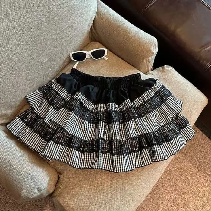 Mini-jupe Lolita à carreaux avec bordure en dentelle superposée, culotte intégrée, taille élastique,