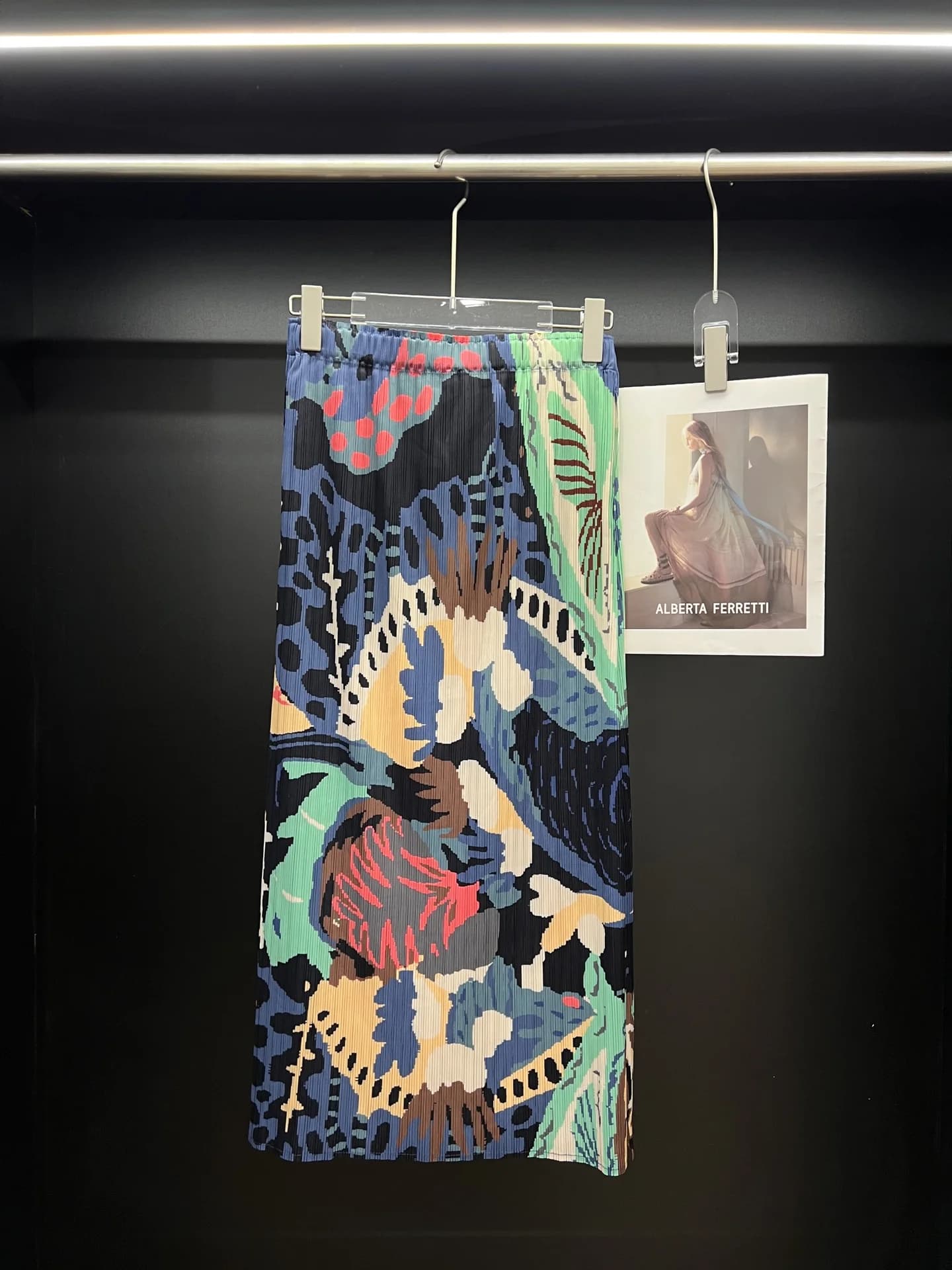 Miyake plissé Vintage imprimé demi-jupe 2025 été nouvelle taille haute mince drapé haut de gamme a-l