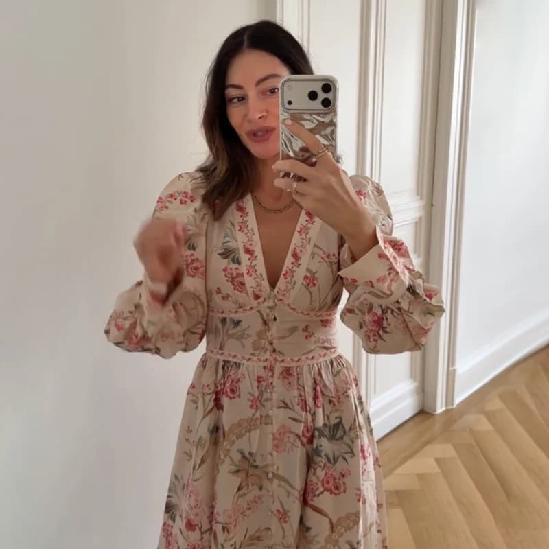 Robe longue maxi à imprimé floral, col montant, boutonnée sur le devant, manches longues, coupe évas