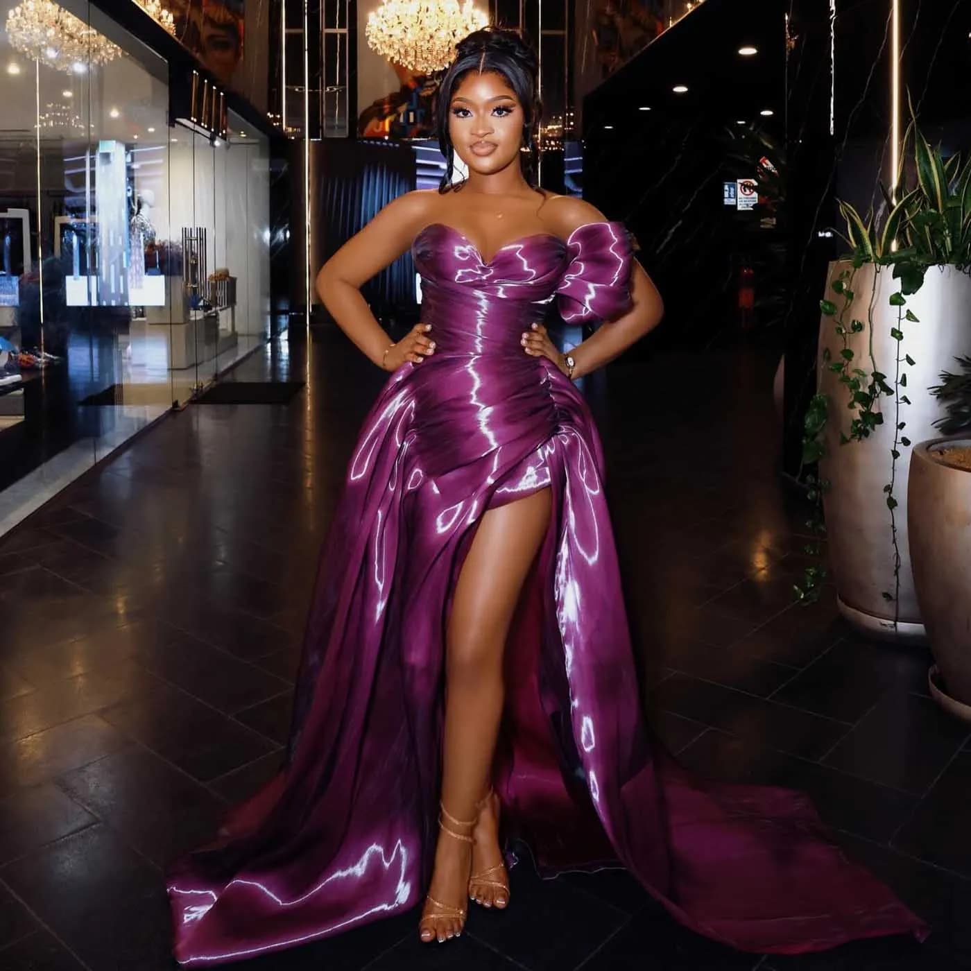 Robe de bal métallique violette à fente haute, robe de soirée asymétrique froncée moulante longue, r