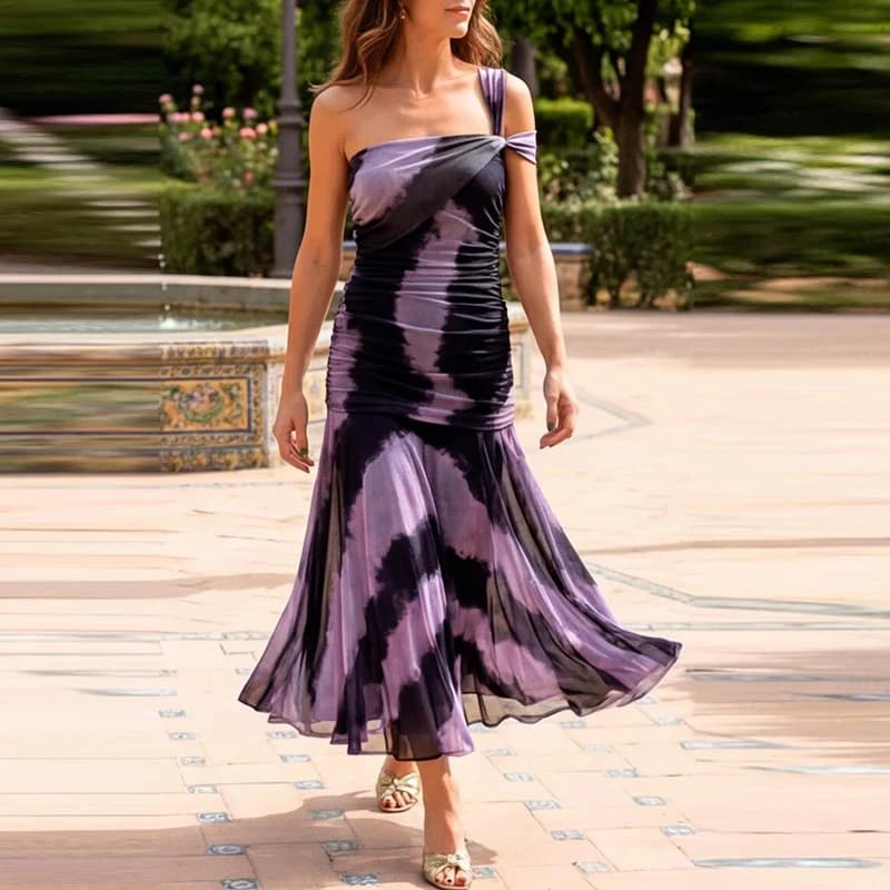 Robe élégante asymétrique à épaules dénudées, plissée, nouvelle collection été, coupe ajustée, sans 