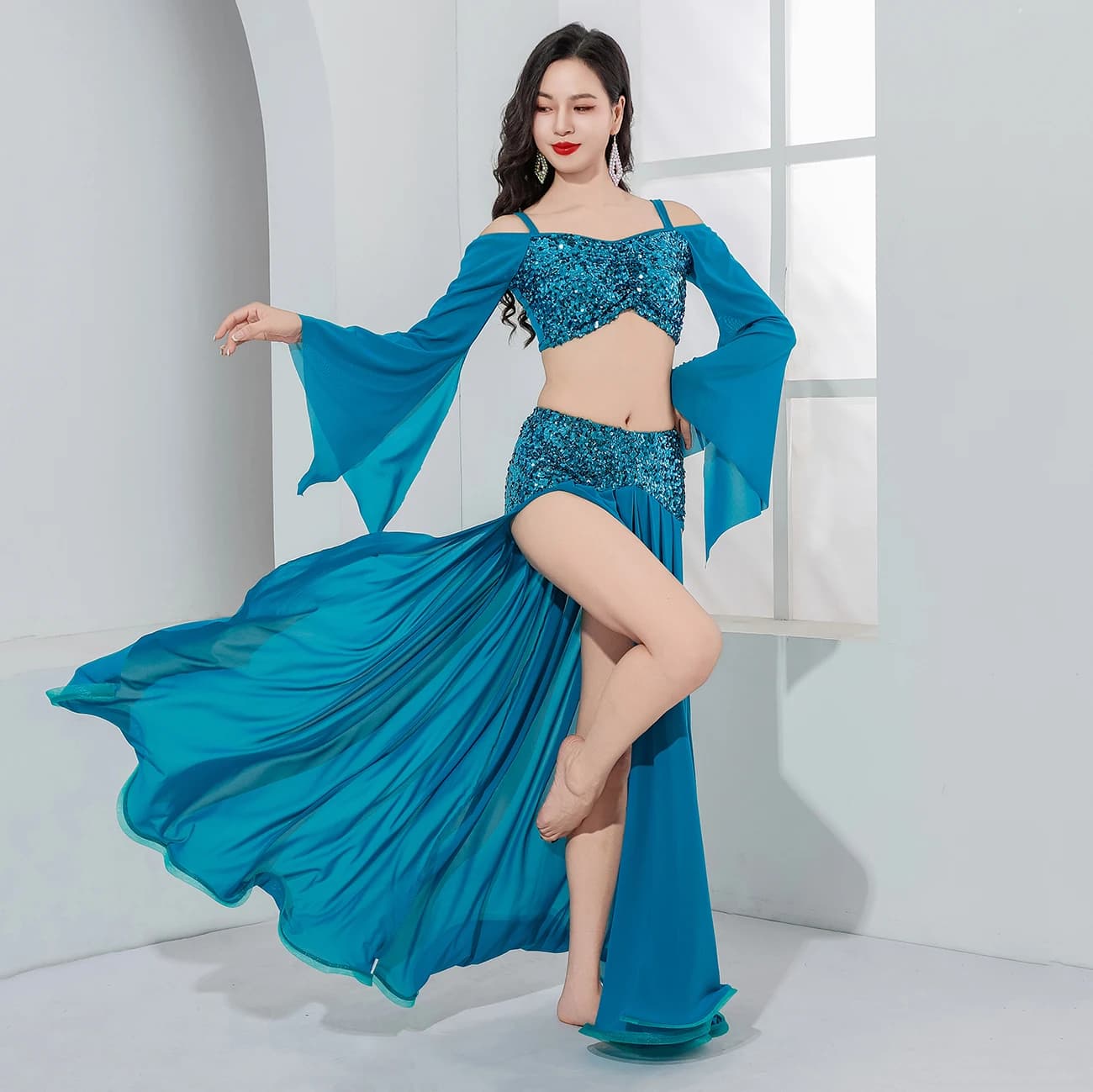 Tenue de danse du ventre élégante, Costume à paillettes Ablaze, jupe longue brillante, ensemble de 2