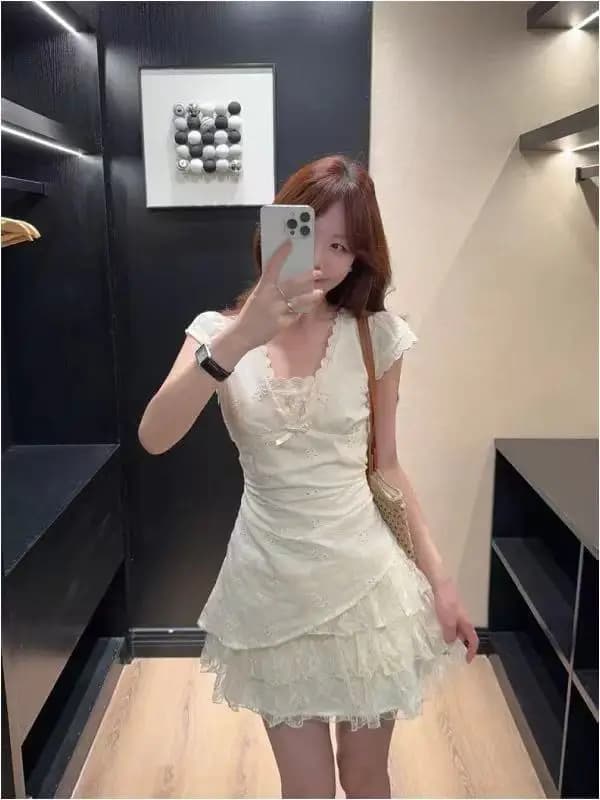 Robe d'été blanche pour femme, mignonne, courte, style Miu, en polyester, broderie florale, taille h