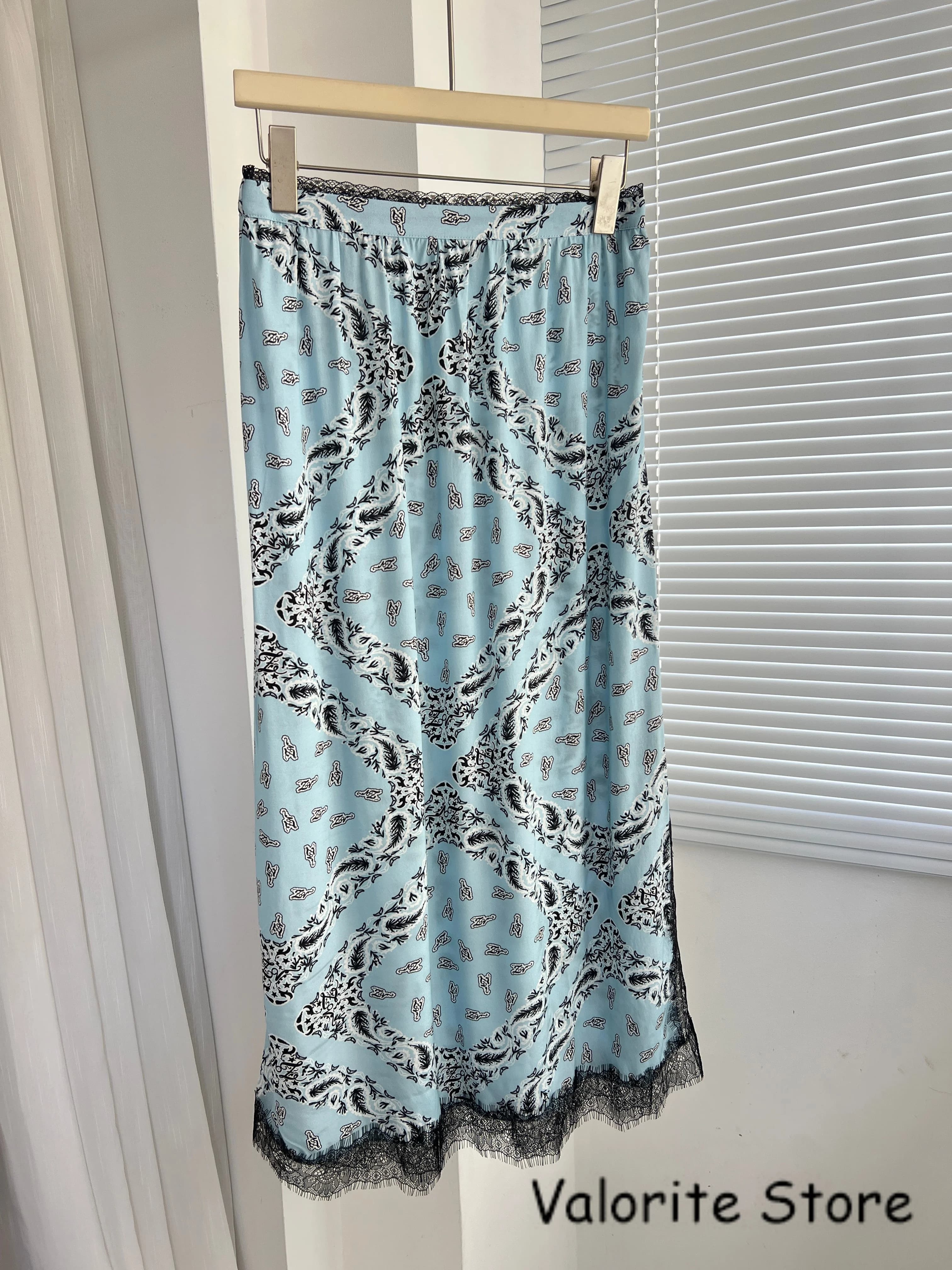 Jupe midi pour femme bleu ciel à imprimé cachemire, taille élastique, fentes latérales avec broderie