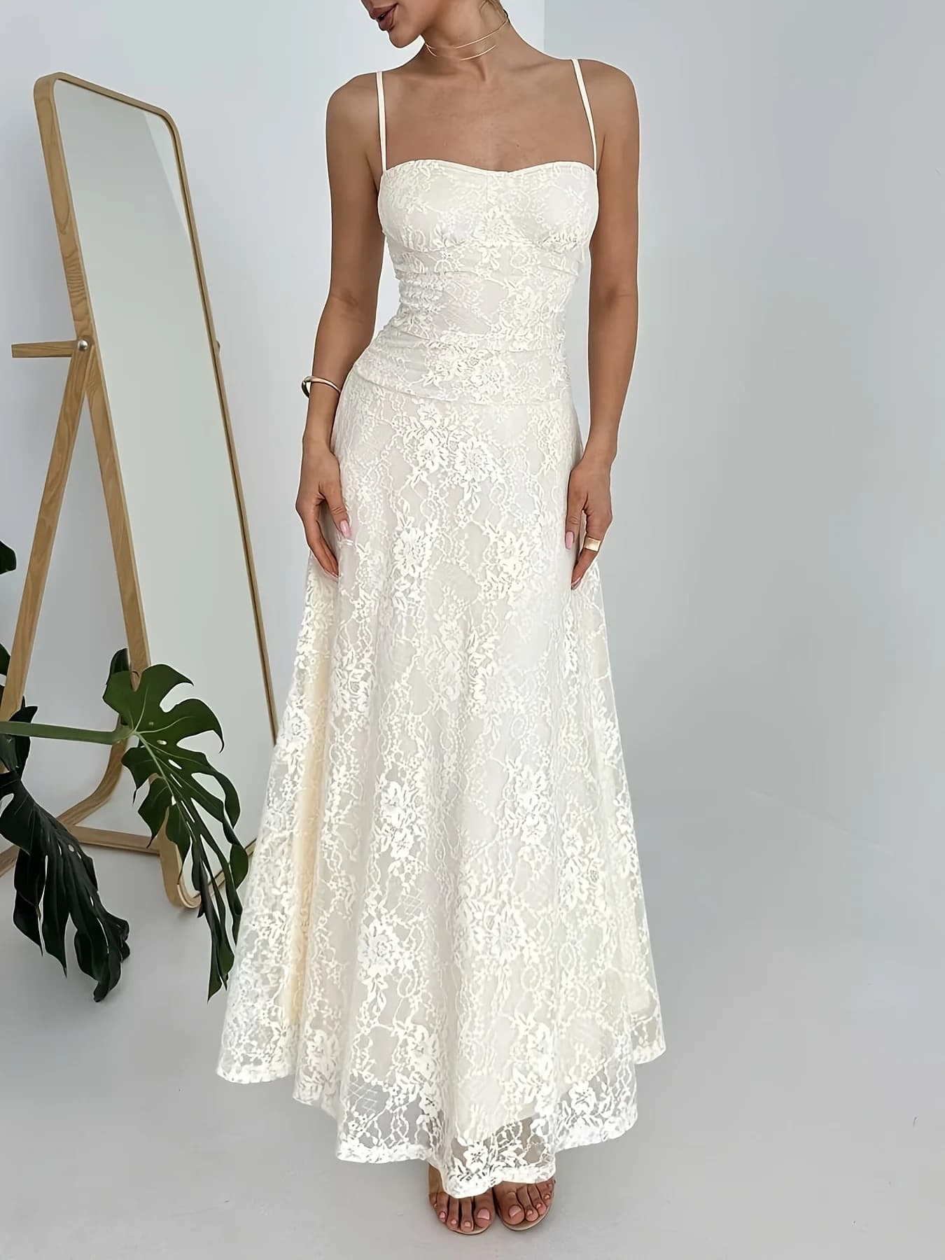 Robe longue élégante en dentelle pour femme, nouveau style d'été, romantique à la française, ceintur