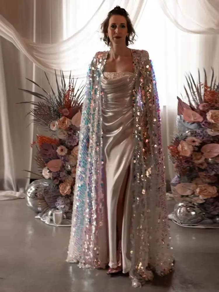 Cape longue pour femme, élégante et brillante, avec des paillettes irisées, vêtement d'extérieur de 