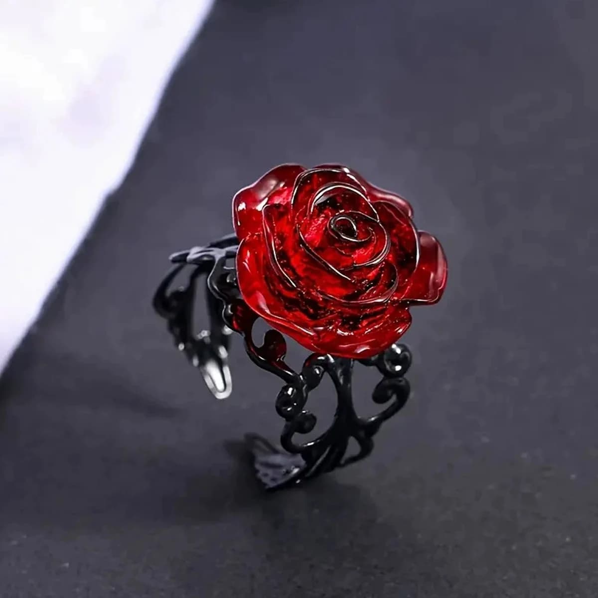 Bague Punk gothique Rose rouge, vigne noire ornée, sorcière païenne, Vintage, créative, Halloween, C