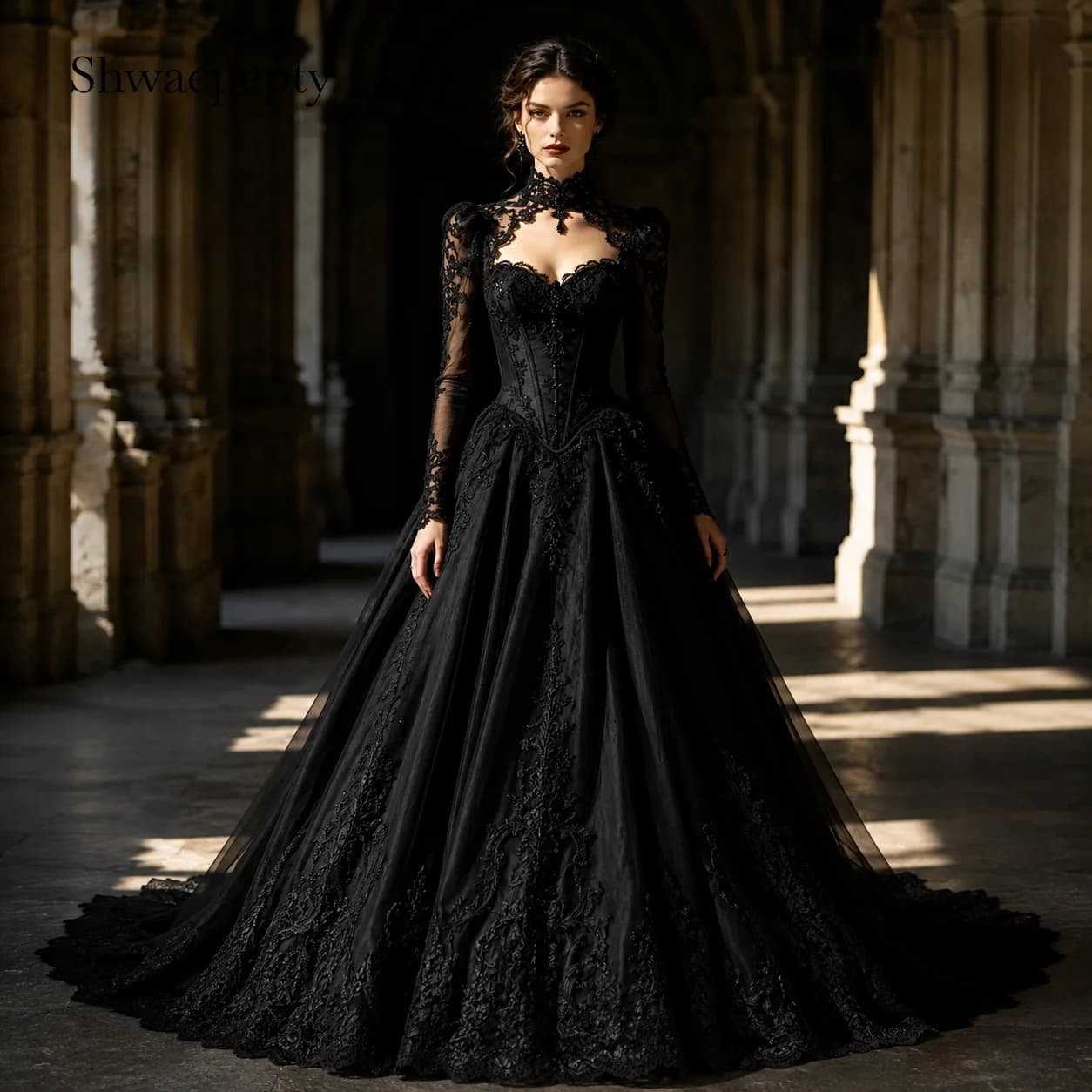 Robe de mariée gothique noire à col montant, manches longues illusion, appliques en dentelle, corset