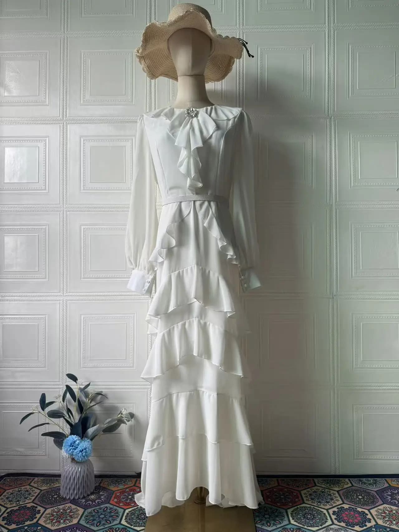 Robe longue en mousseline pour les vacances d'été, élégante, unie, taille haute, col rond, à volants
