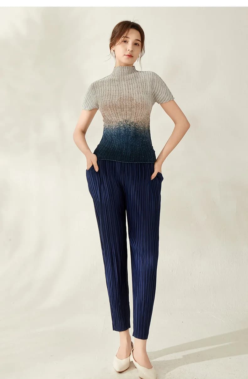T-shirt plissé dégradé pour femme, col haut, manches courtes, coupe ajustée, respirant et doux pour 