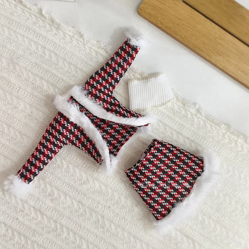 Ensemble pied-de-poule style hiver avec bords bruts, adapté aux poupées féminines de 11,5 pouces. Ce