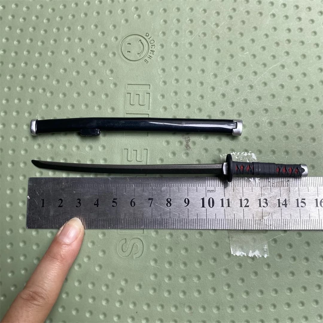 Armes de personnages d'anime japonais, échelle 1/12, Mini accessoires de scène d'épée longue adaptés