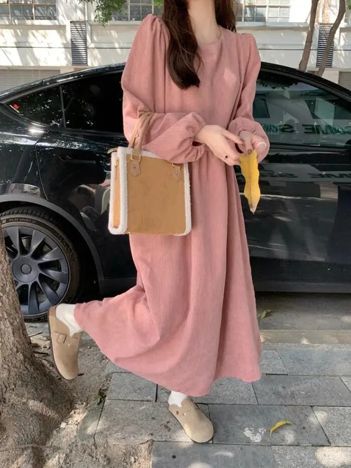 Robe en velours côtelé pour femmes, nouvelle mode automne/hiver, manches longues, col rond, couleur 