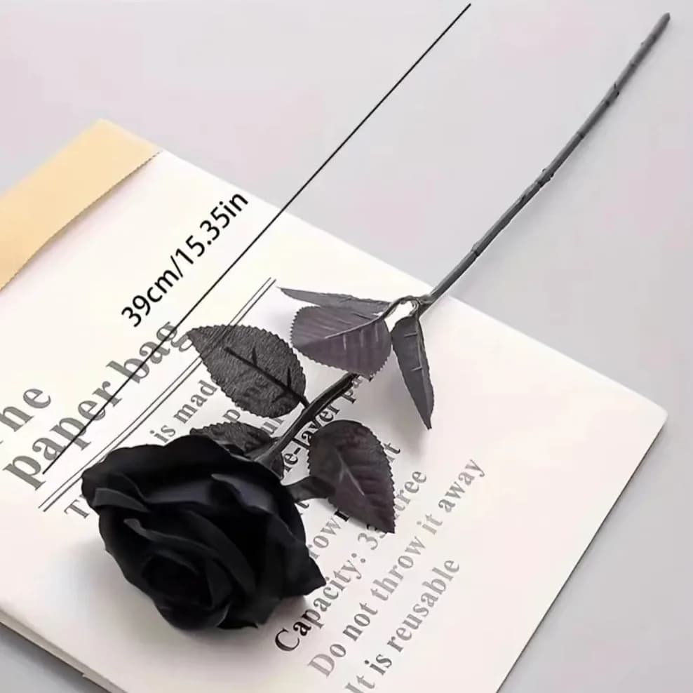 Roses noires artificielles fausses fleurs longue tige avec feuilles pour Halloween décor à la maison
