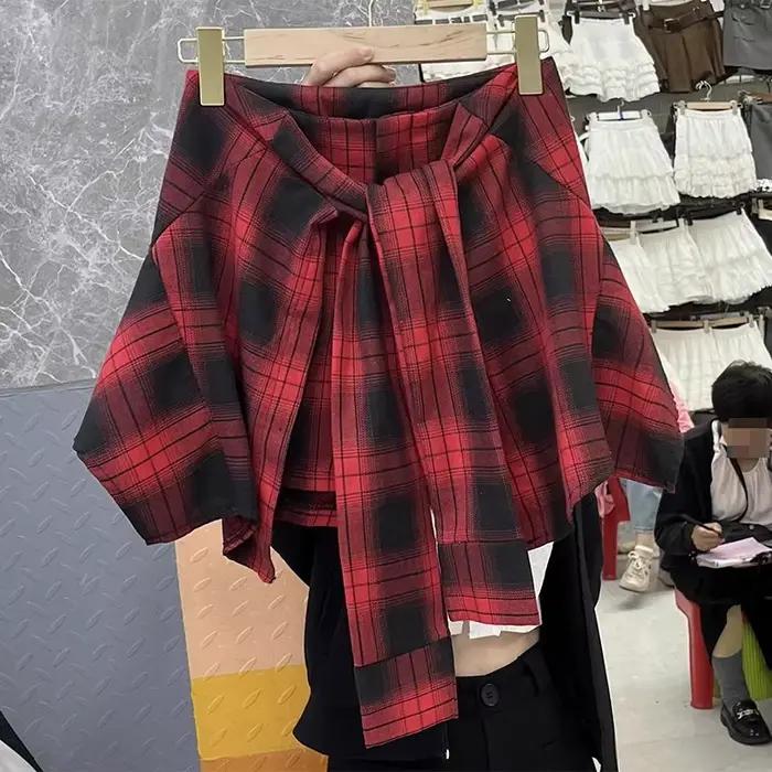 Jupe courte trapèze noire à carreaux pour femme, tendance été, style irrégulier, en tissu polyester