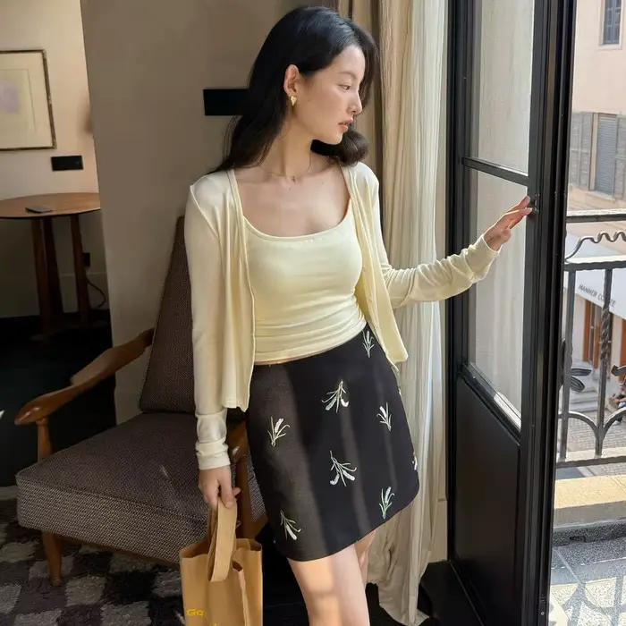 Jupe Courte Femme Été Broderie Florale Style Français Simple Élégante Taille Haute Coupe Droite pour
