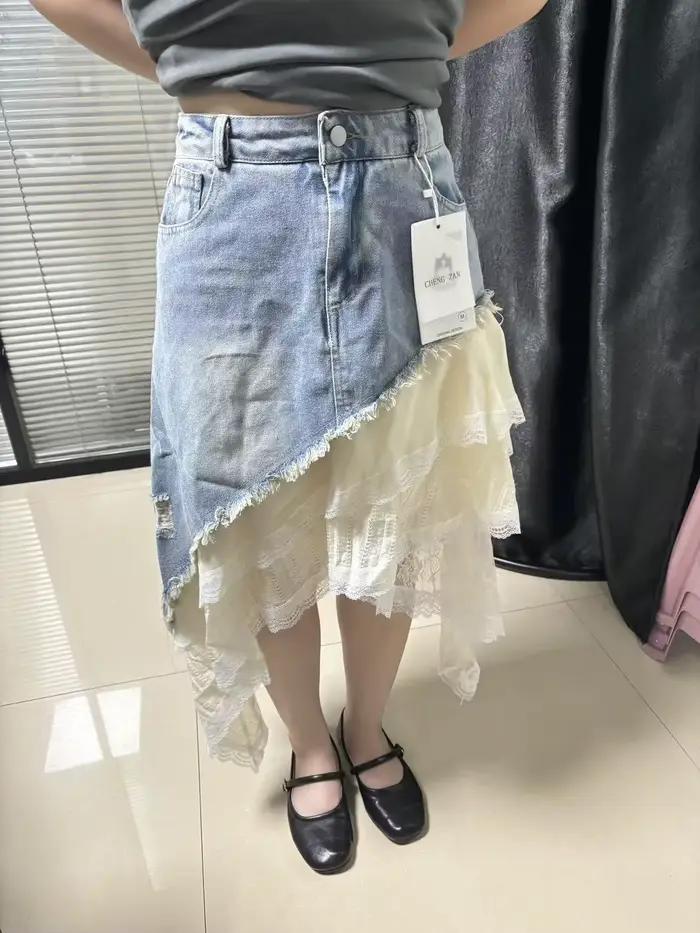 Jupe en jean à empiècements en dentelle pour femme, taille haute, style irrégulier et tendance