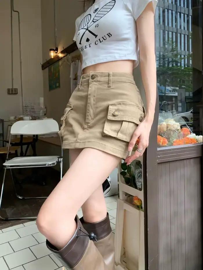 Jupe courte en jean kaki pour femme, style rétro, taille haute, coupe ajustée, idéale pour l'été