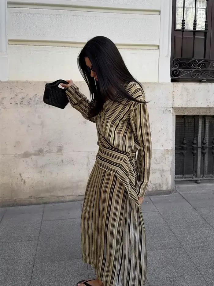 Robe longue plissée asymétrique à rayures pour femme, col en V, manches longues, coupe ample, tenue