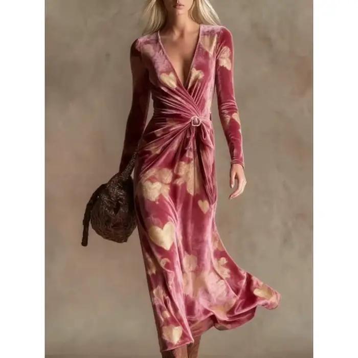 Robe longue en velours violet lavande, romantique et élégante, à manches longues, col en V, devant t