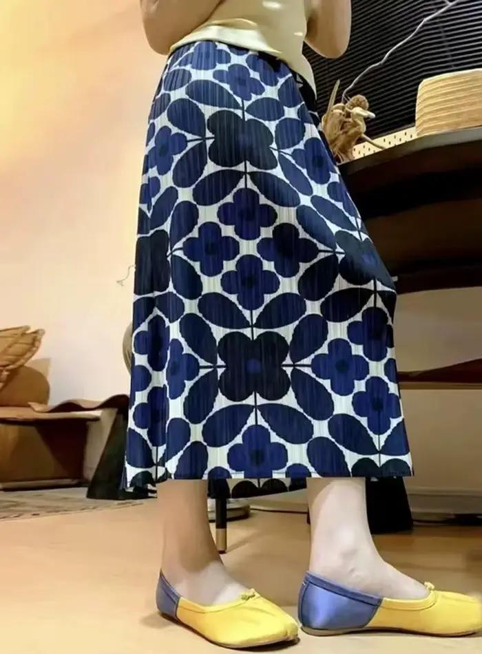 Jupe plissée imprimée Miyake, modèle unique, nouvelle collection été 2026, avec fente latérale, plis