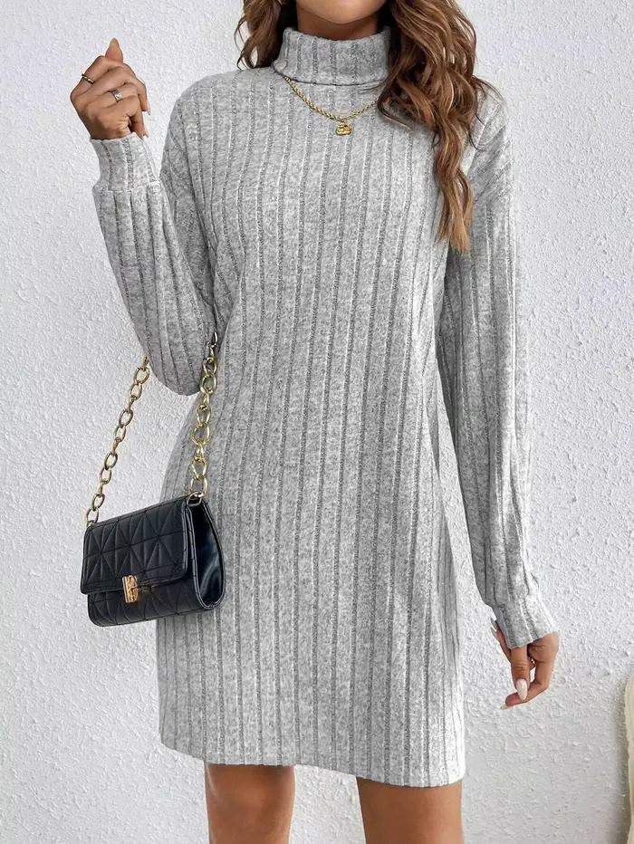 Essentiel pour l'automne et l'hiver! Jupe slim en tricot à col haut avec une conception de rainure q