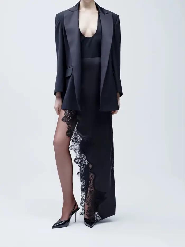 Femmes soie Satin demi-glissement jupes longues dentelle garniture asymétrique Maxi jupe élégante soyeuse fluide une