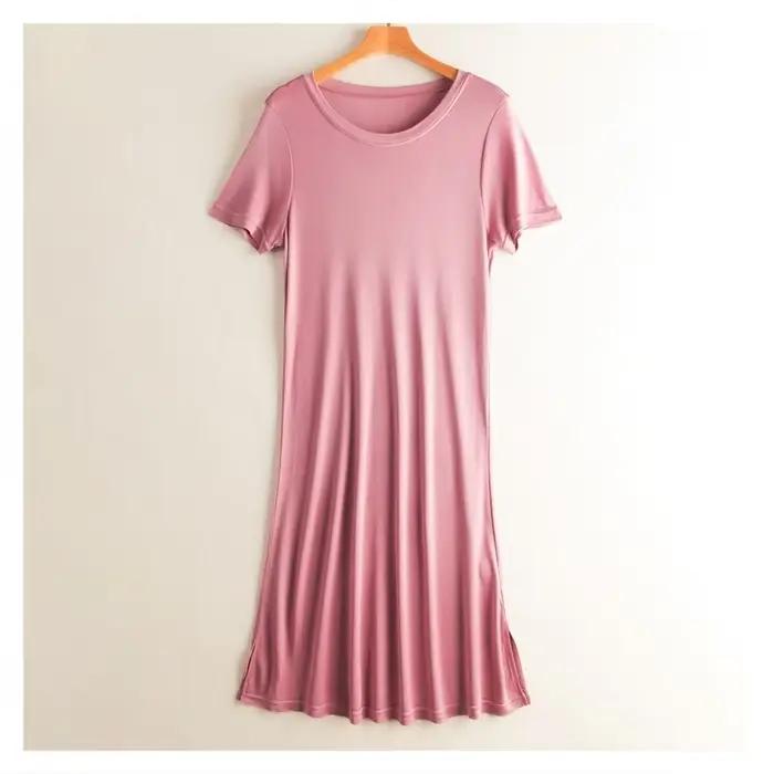 Robe en soie tricotée couleur unie, grande, moyenne, longue, soie mûre, manches courtes, col rond, jupe portée à même la peau