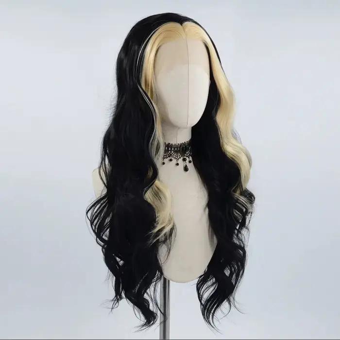 Perruque noire avec mèches blondes 13x4, longue perruque synthétique à ondulations naturelles avec dentelle frontale, pour usage quotidien, Halloween et cosplay