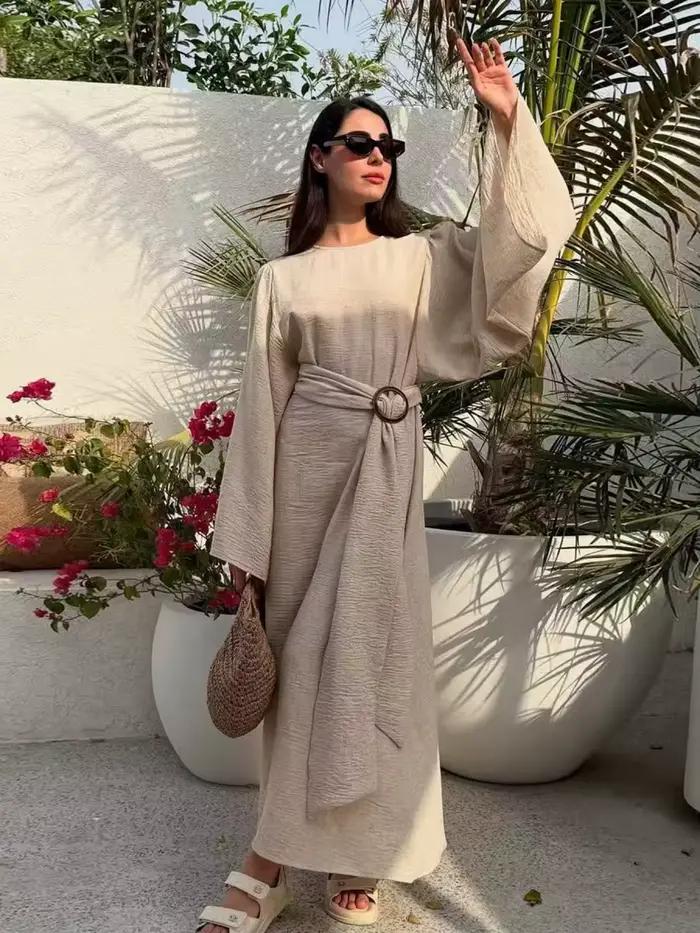 Robe longue décontractée Abaya de Dubaï pour femmes musulmanes du Moyen-Orient, Kaftan uni modeste pour le Ramadan, Robe de prière, Vêtements islamiques pour femme musulmane