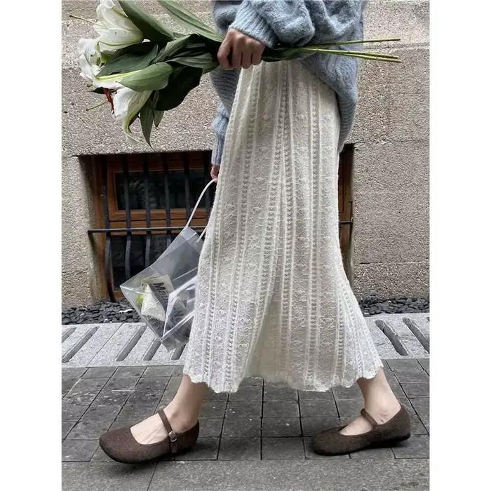 Jupe longue en dentelle beige vintage pour femmes
