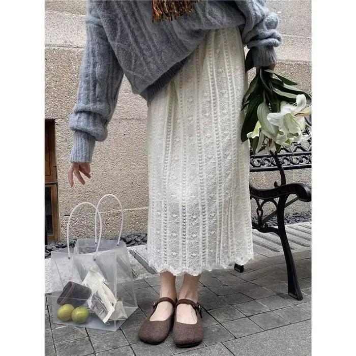 Jupe longue en dentelle beige vintage pour femmes