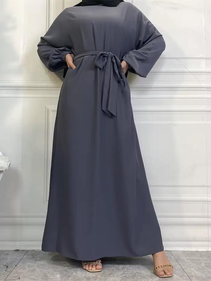 Robe musulmane à manches longues Abaya Style Simple vêtements pour femmes couleur unie Golfe Abayas