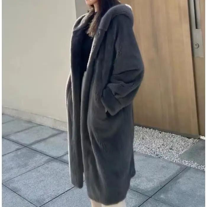 Manteau de fourrure long et épais à capuche doublé de fourrure pour femmes, manteau de fourrure du nouvel an rouge Ankor pour femmes, manteau de fourrure de nouveau Style pour femmes