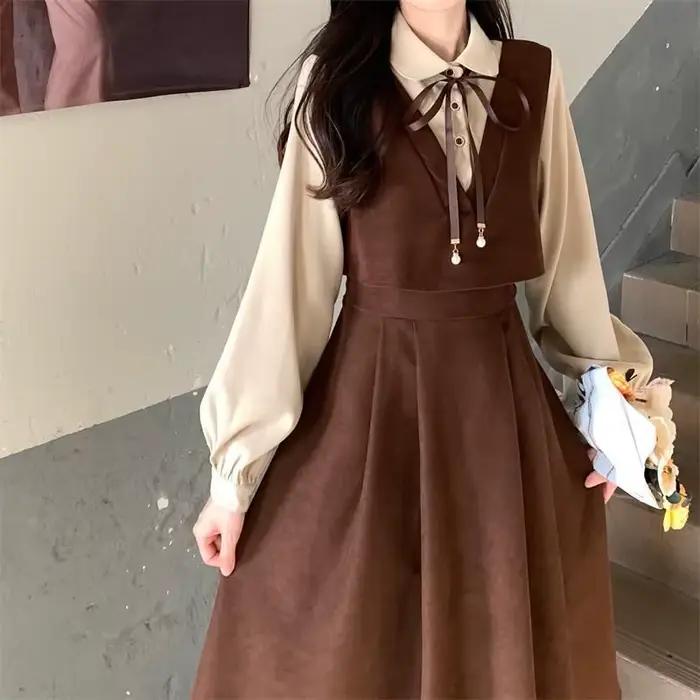 Robe longue élégante en velours côtelé à carreaux