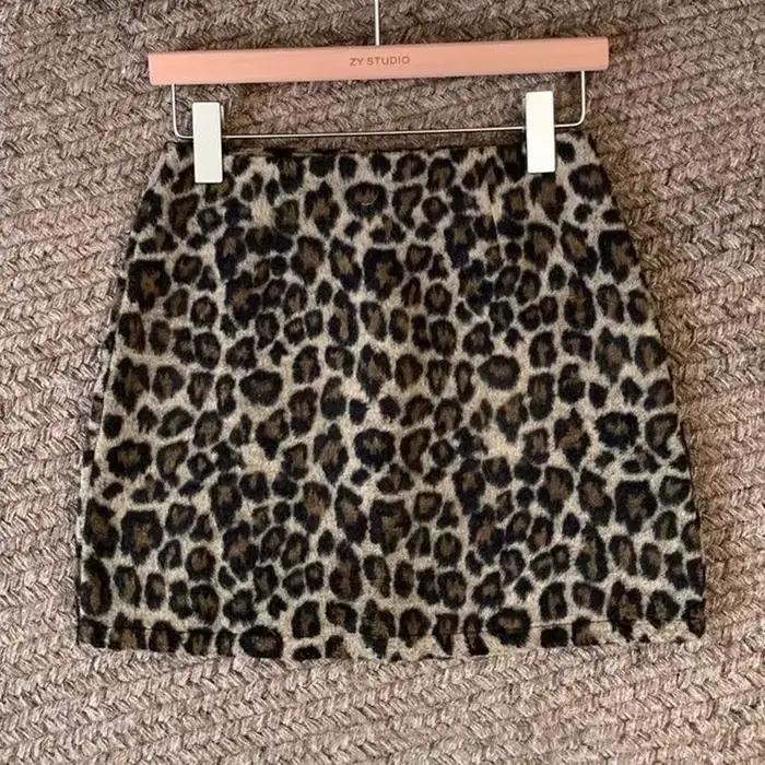 Mini jupes Sexy imprimé léopard pour femmes