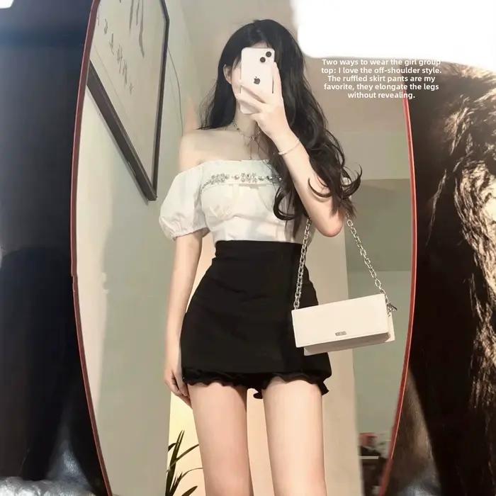 Jupe mini noire taille haute coupe trapèze pour femme