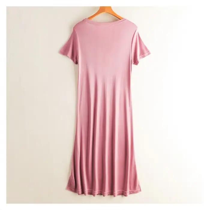 Robe en soie tricotée couleur unie, grande, moyenne, longue, soie mûre, manches courtes, col rond, jupe portée à même la peau