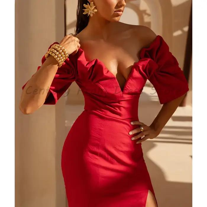 Robe de cocktail rouge mi-longue à épaules dénudées, manches courtes à volants, col en V profond, fente haute, moulante, pour invitées de mariage et soirées