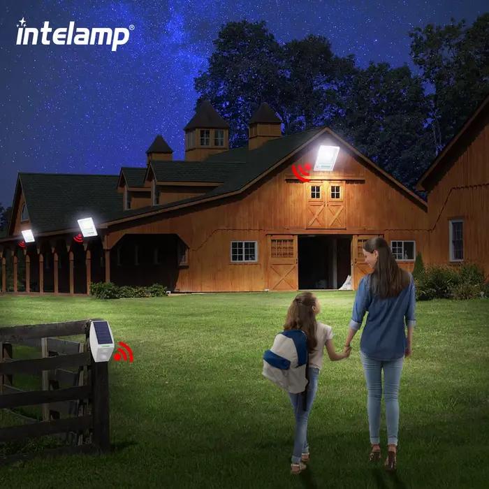 Intelamp – projecteur solaire extérieur à longue durée de vie, avec panneau solaire super grand, 12000mAh, deux capteurs, câble de 5m, pour jardin et garage