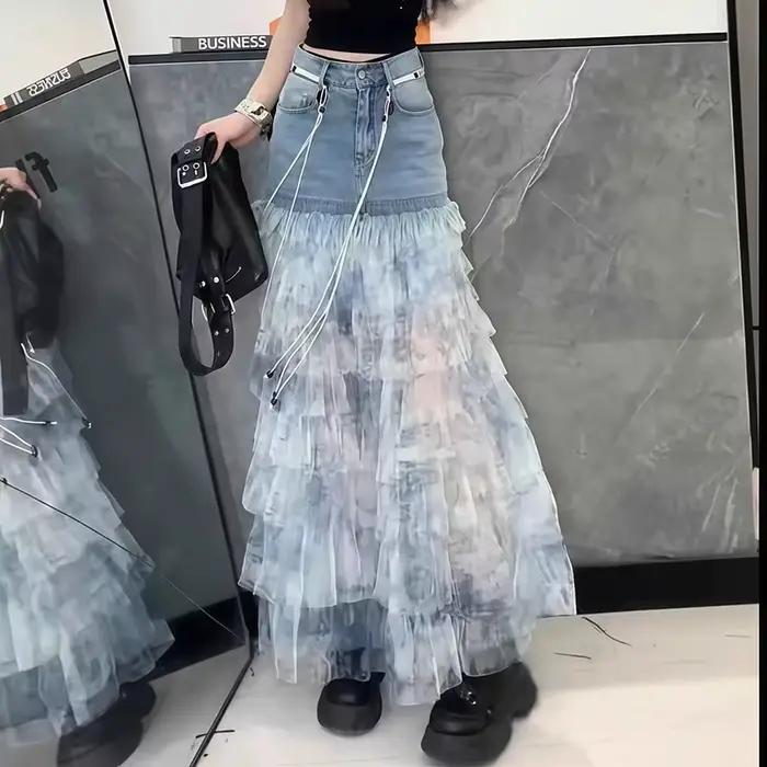 Jupe mini trapèze en jean tie-dye bleu pour femme