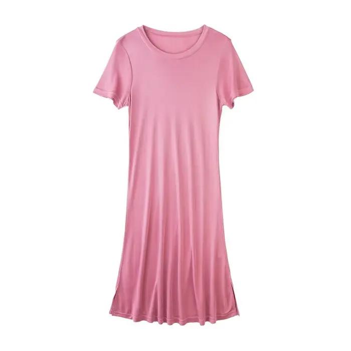 Robe en soie tricotée couleur unie, grande, moyenne, longue, soie mûre, manches courtes, col rond, jupe portée à même la peau