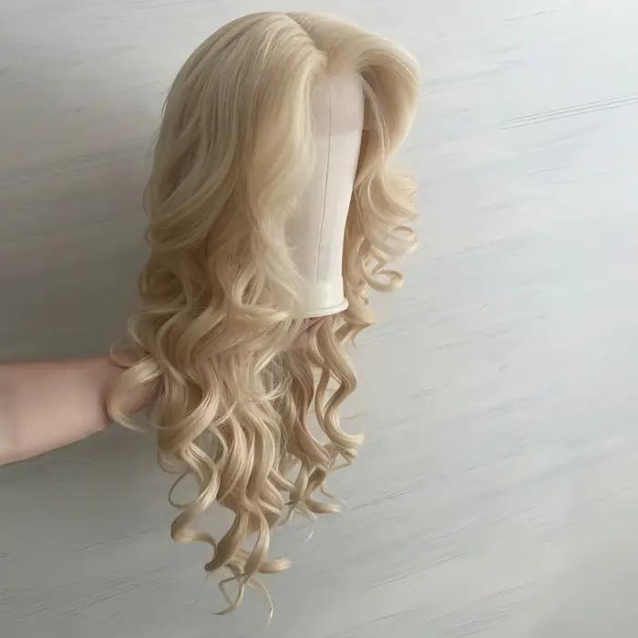 Perruque Lace Front Wig synthétique bouclée et ondulée, Blonde longue, 13x4, avec raie centrale, blond miel fraise, résistant à la chaleur, Cosplay pour femmes