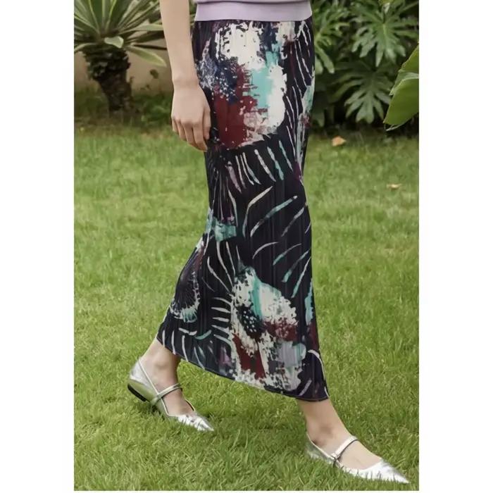 Jupe plissée imprimée Miyake, nouvelle collection été 2026, taille cintrée, imprimé rétro, élégance discrète, coupe ample et polyvalente