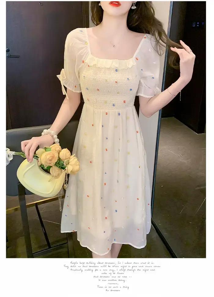 Robe florale en mousseline de soie pour femmes, nouveau petit tempérament français, taille haut de gamme et amincissante, été 2025