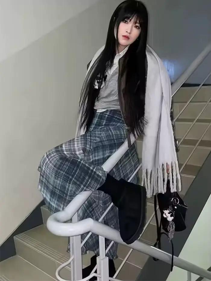 Jupe longue plissée bleue à carreaux pour femme