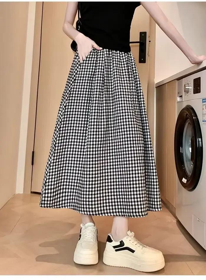 Jupe trapèze à carreaux noir et blanc pour femmes