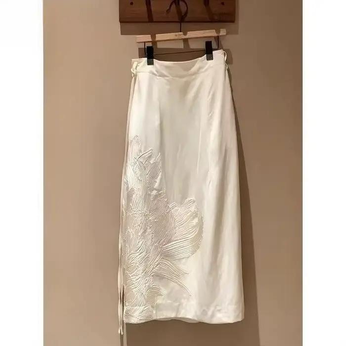 Printemps automne 2025 la nouvelle jupe haut de gamme de style chinois pour femmes belle jupe pendentif taille haute femme
